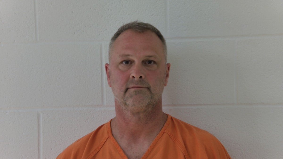 Teacher's Unexpected Arrest: A Striking Encounter with Students Unfolds