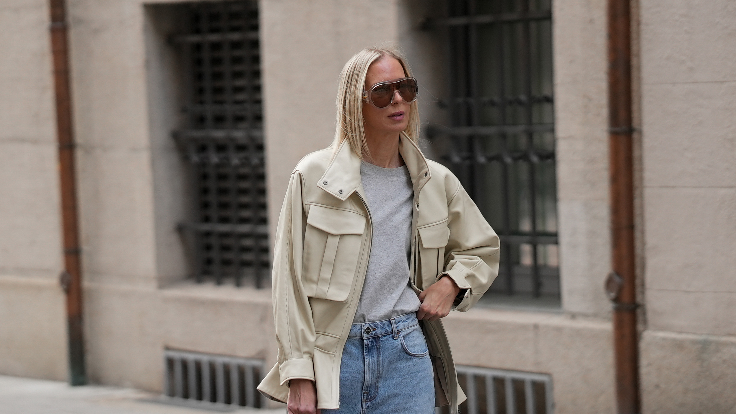 Discover the Perfect Organic Cotton Tees for Your Jeans!