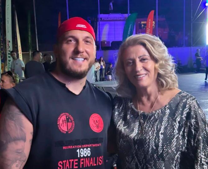 Mozzik Honors Shkurte Fejza with Heartfelt Words