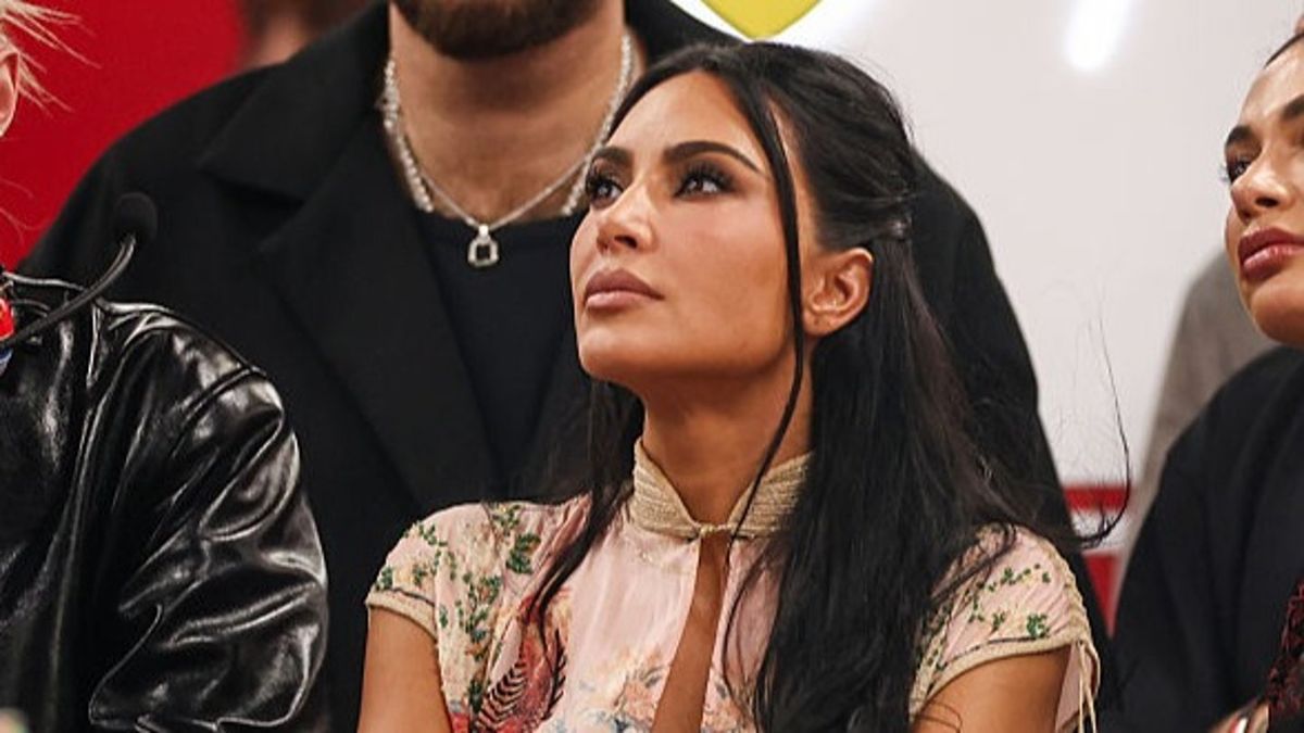 James Arthur joins Kim Kardashian and Felix in unexpected Singapore F1 photo