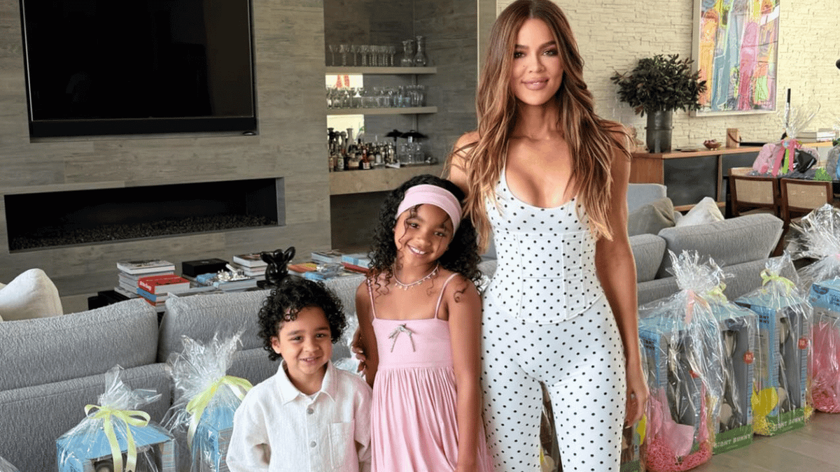 Khloé Kardashian says she owns frozen embryos as True asks for a sister
