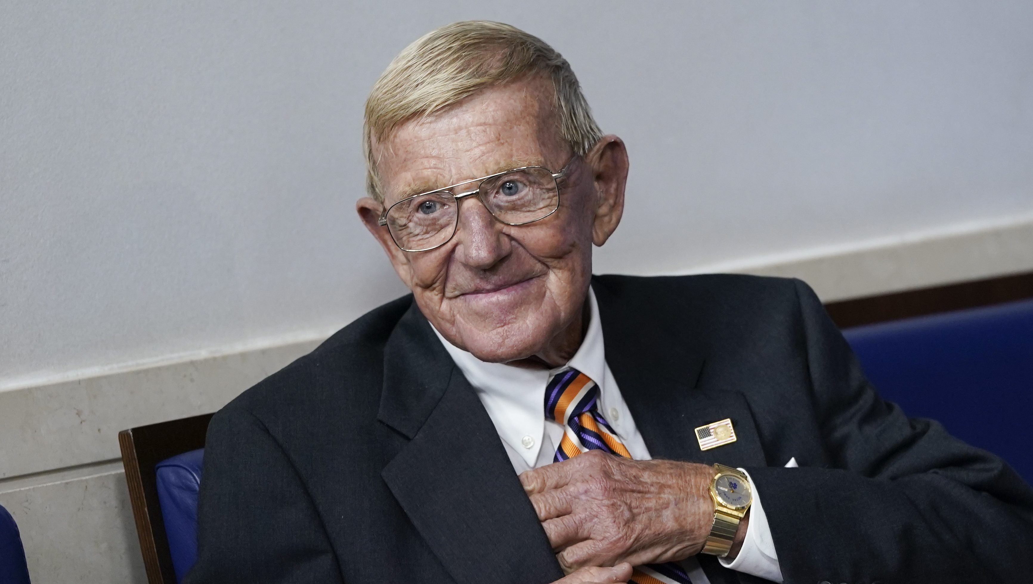 Lou Holtz's Passing: What We Know About the Notre Dame Legend's Death