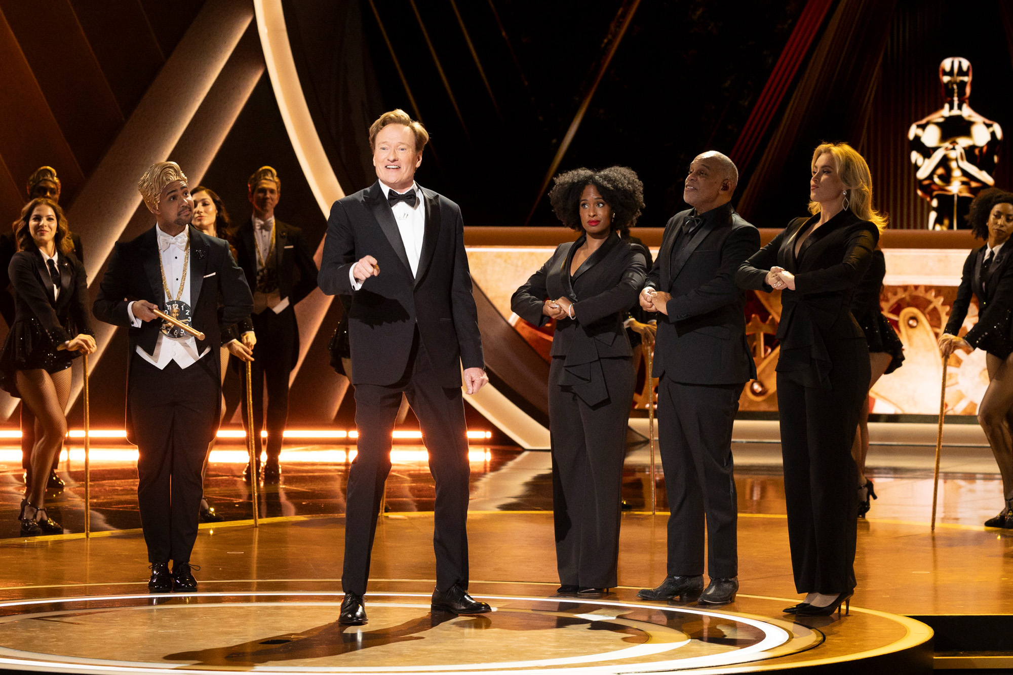 Don't Miss the 2026 Oscars: How to Watch Free, Including Red Carpet Time