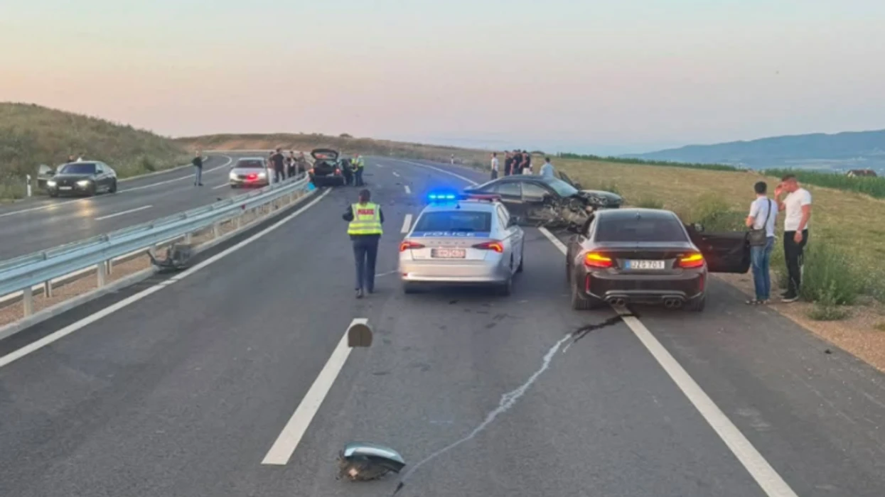 Tragedy on Mitrovicë–Prishtinë Highway: Woman Loses Life in Crash