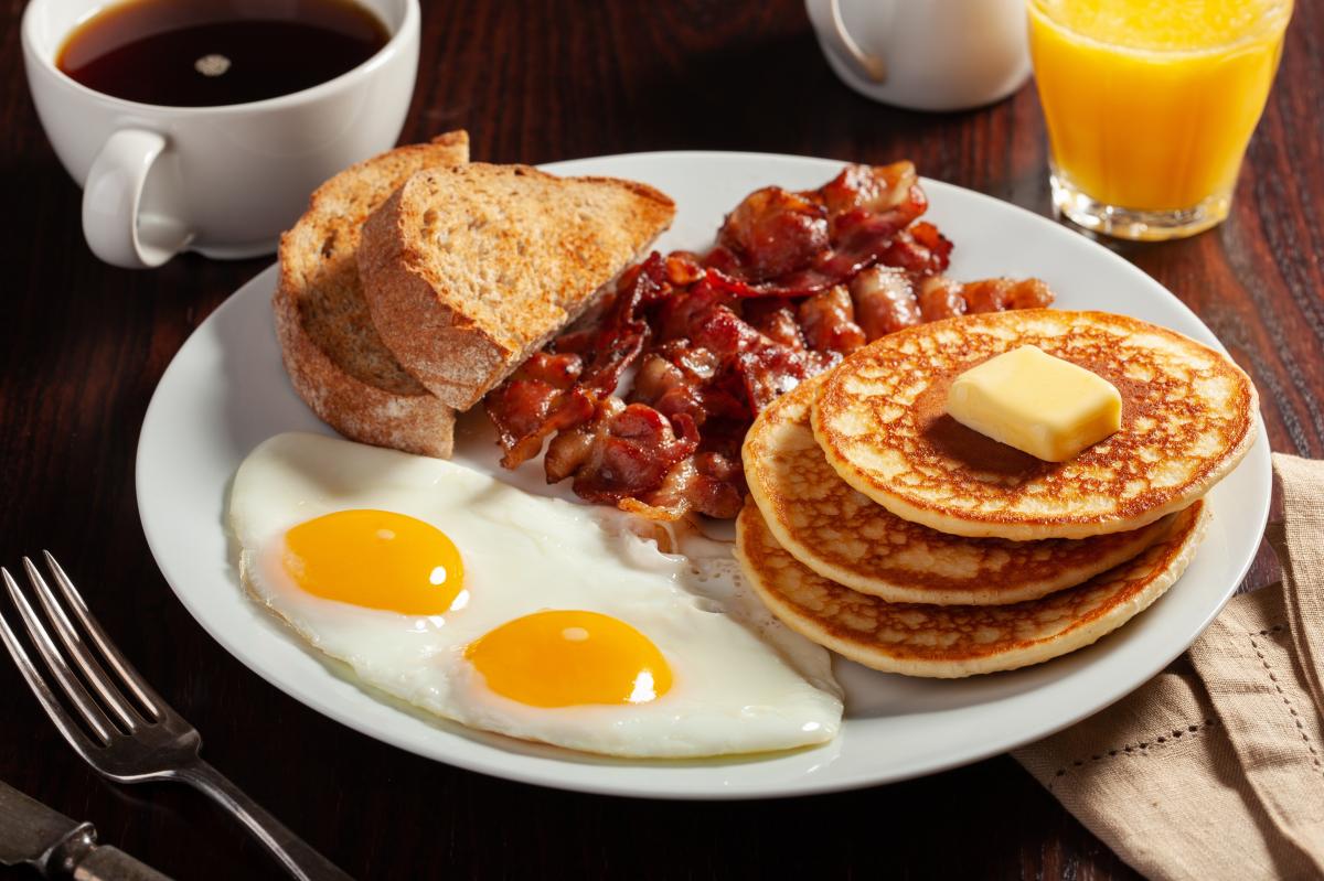 Five Unexpected Fast-Food Chains Winning Praise for Budget Breakfasts