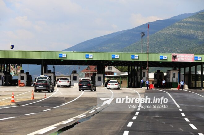 Albania Overwhelmed by Kosovar Tourists: Over 12,000 Crossed the Border in Just Four Hours