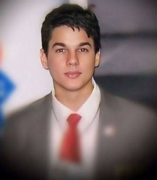 Identify This Famous Man in a Fun Quiz!