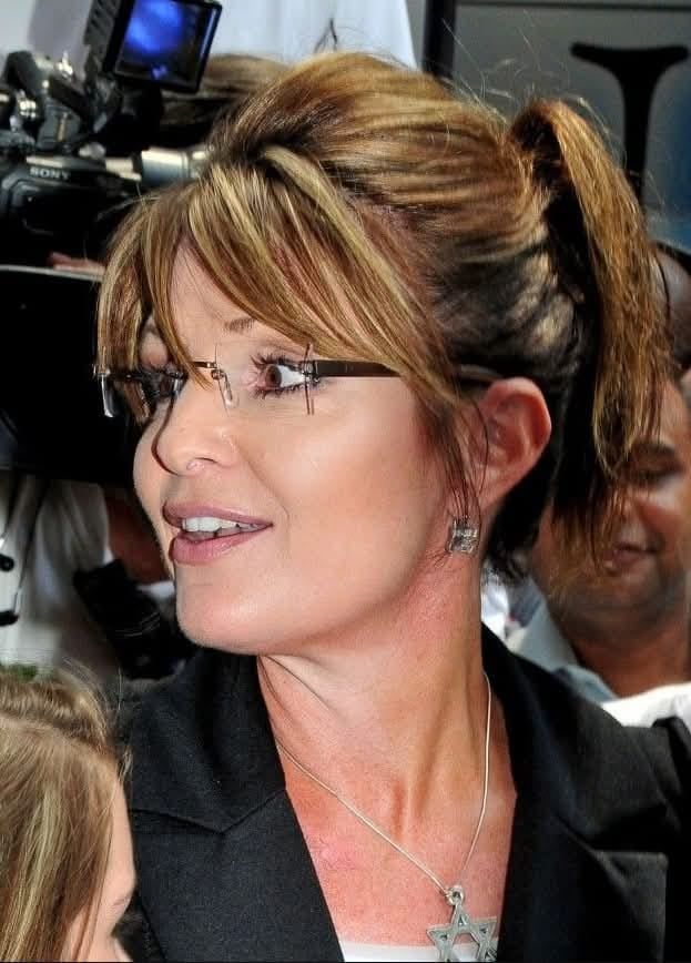 Sarah Palin's Recent Photos Spark Gossip Frenzy