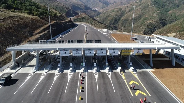 Minister Karakaçi denies toll increase on Rruga e Kombit